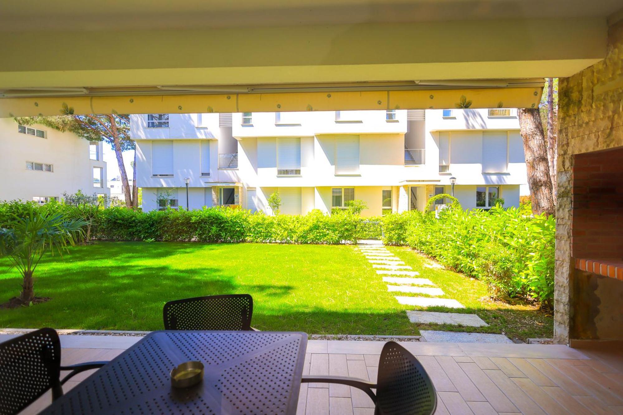 Sanpietro Vacation Apartments ดูร์เรส ภายนอก รูปภาพ